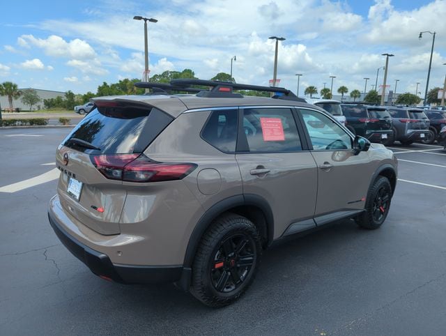 2026 Nissan Rogue Rock Creek - Photo 6