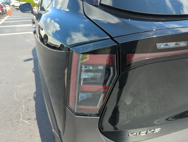 2025 Nissan Kicks SR - Photo 18