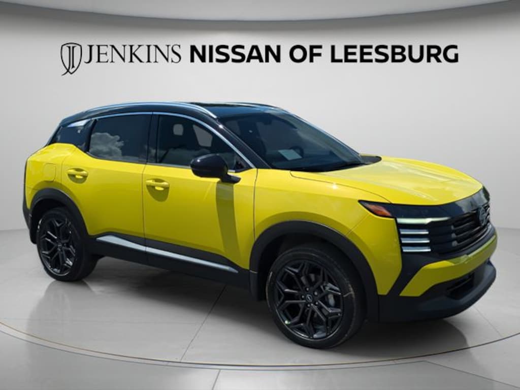 New 2026 Nissan Kicks SR SUV