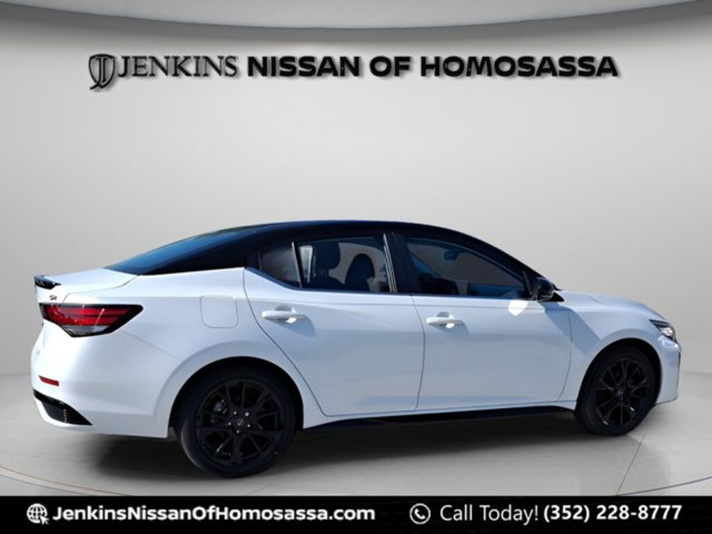 Certified 2025 Nissan Sentra SR Sedan