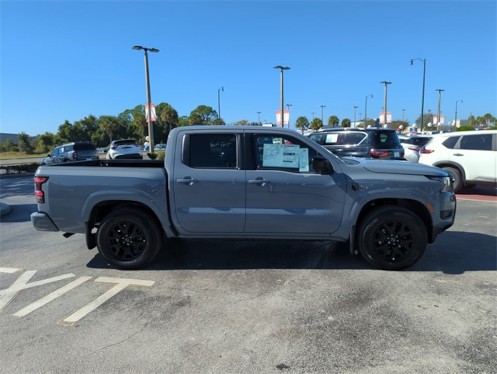 New 2026 Nissan Frontier SV Truck Crew Cab