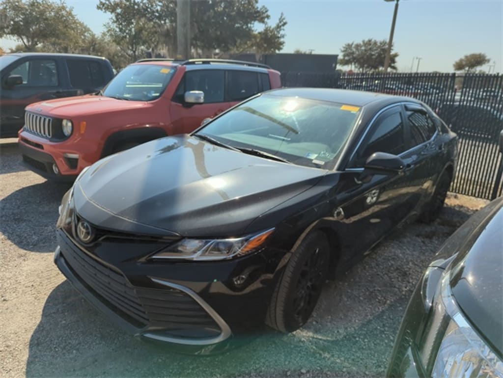 Used 2023 Toyota Camry LE Sedan