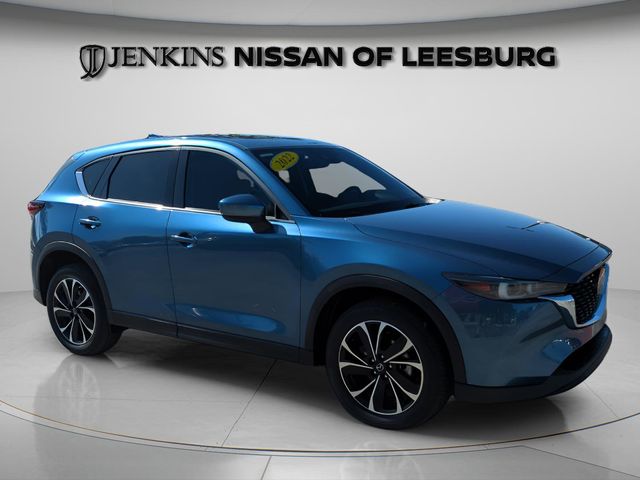 2022 Mazda CX-5 S Premium package