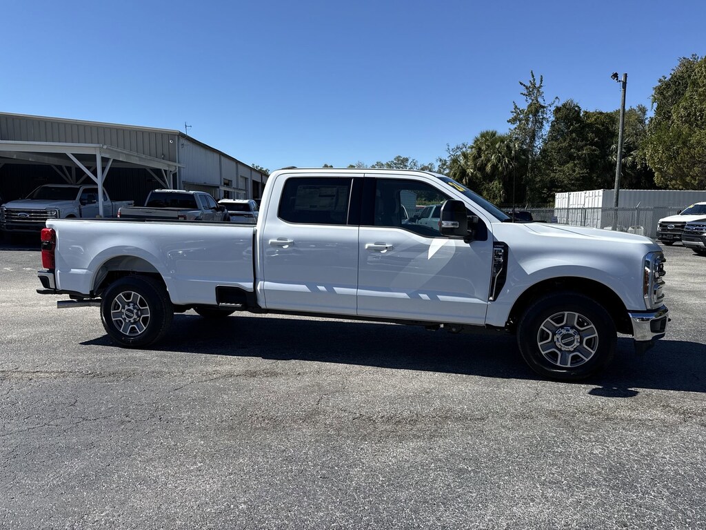 New 2026 Ford Super Duty F-350 Lariat TRUCK