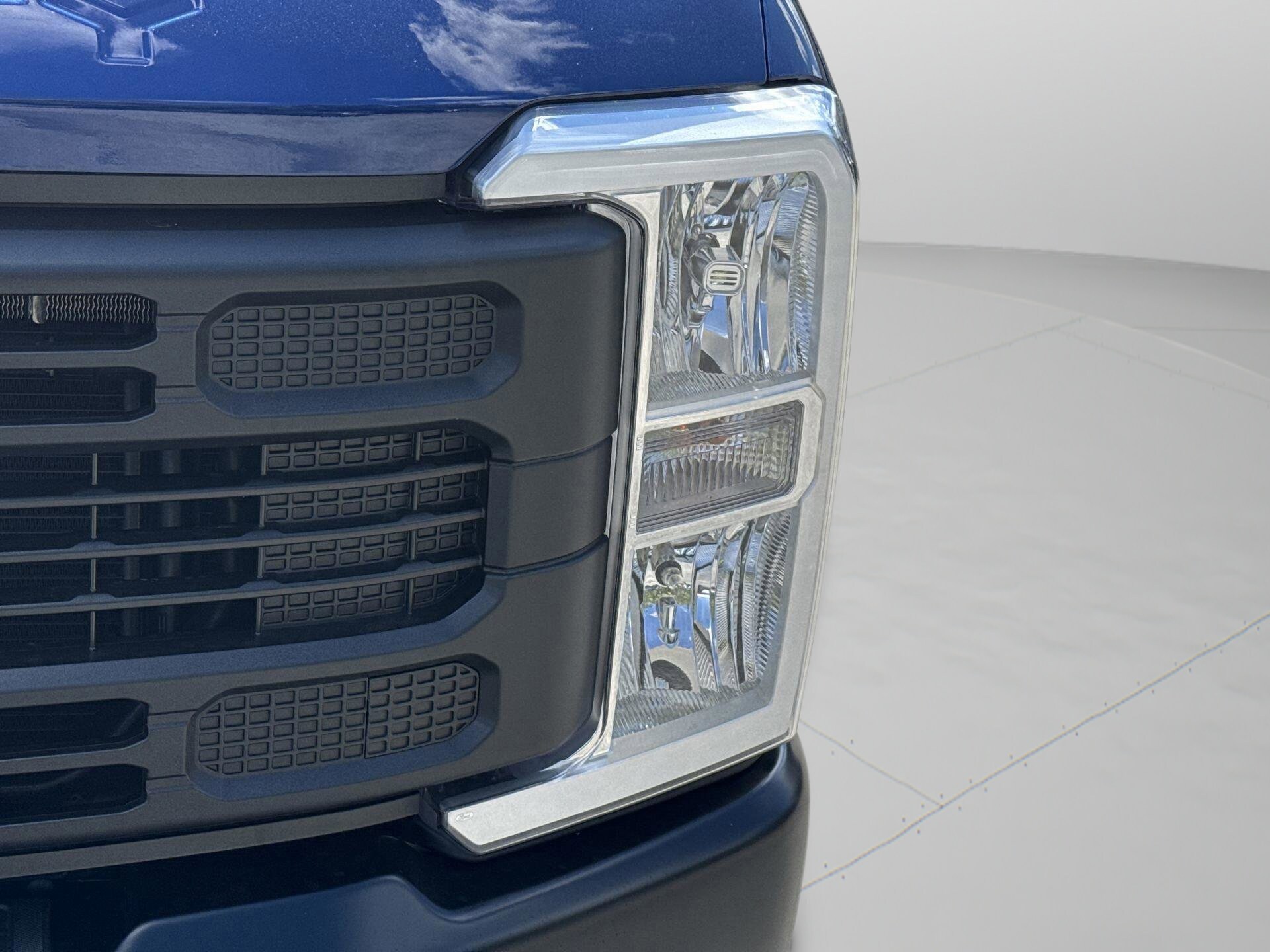 2026 Ford F-350 Super Duty XL - Photo 37