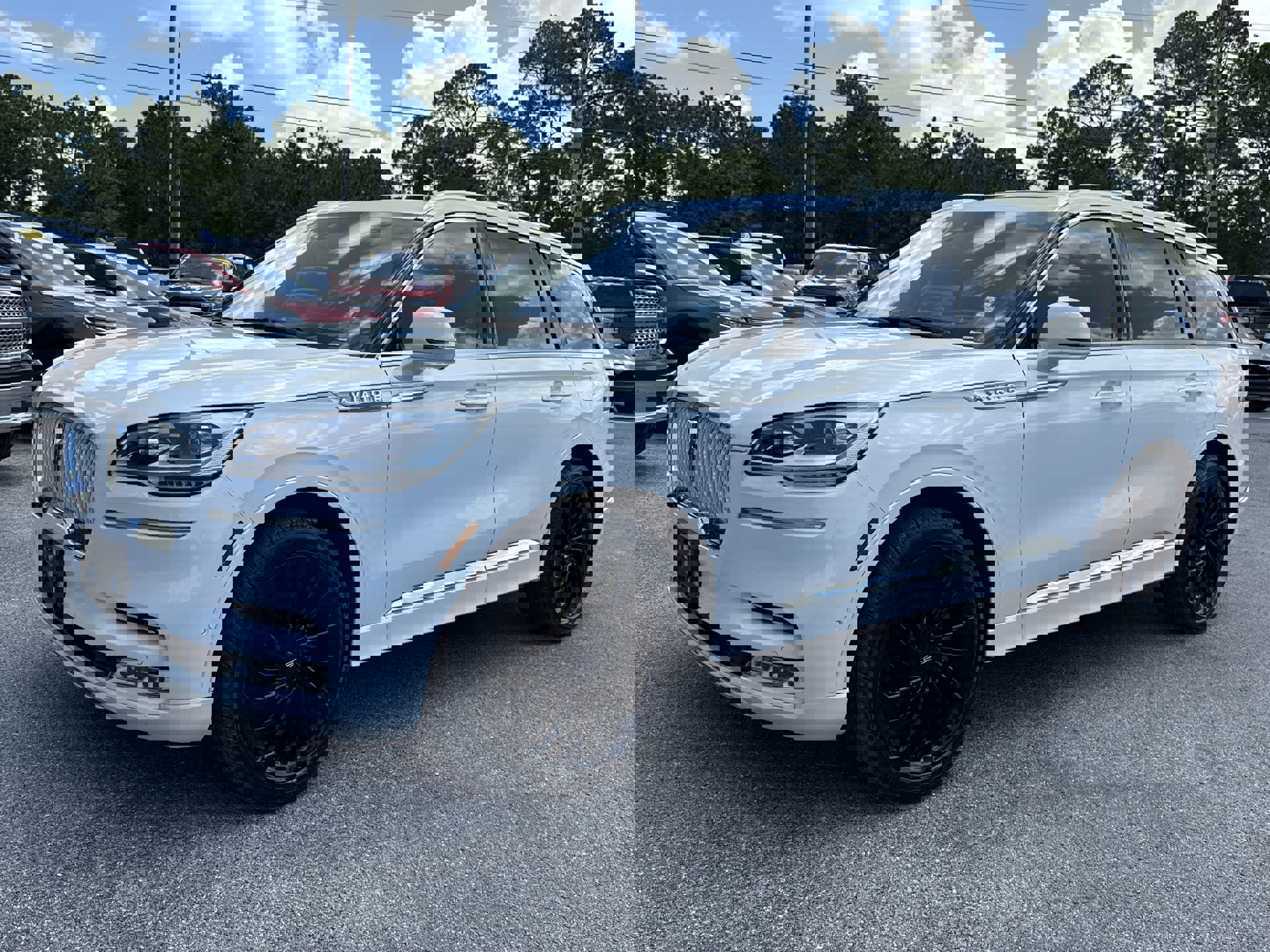 2022 Lincoln Aviator Reserve photo 2