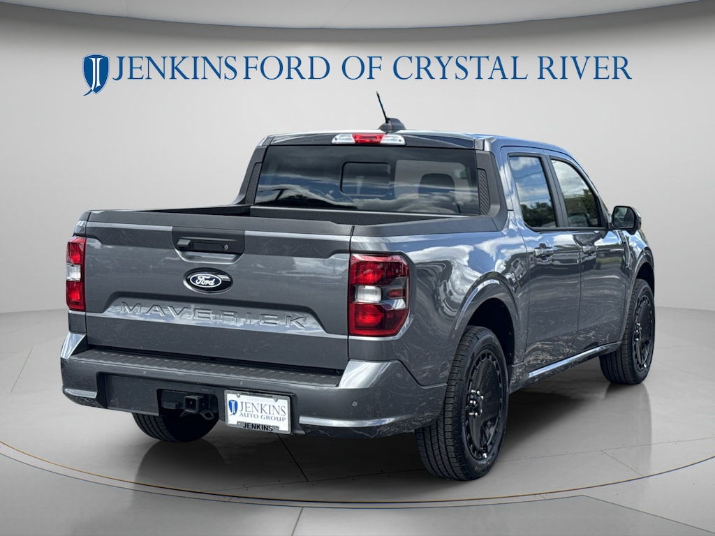 New 2026 Ford Maverick Lobo TRUCK