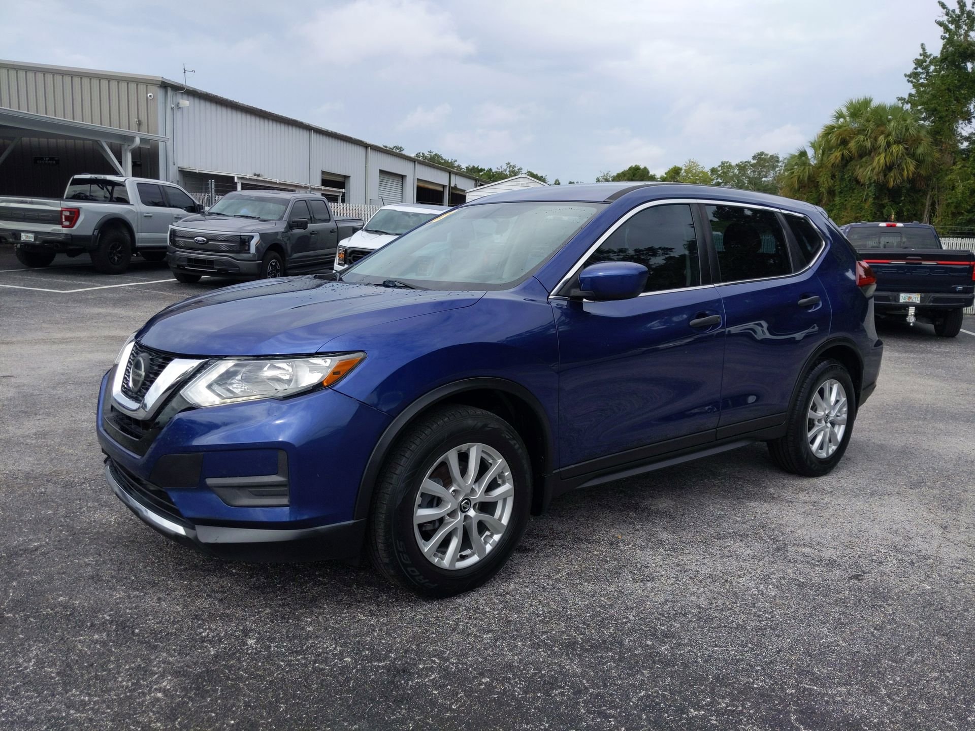 Used 2018 Nissan Rogue S with VIN 5N1AT2MT3JC790224 for sale in Crystal River, FL