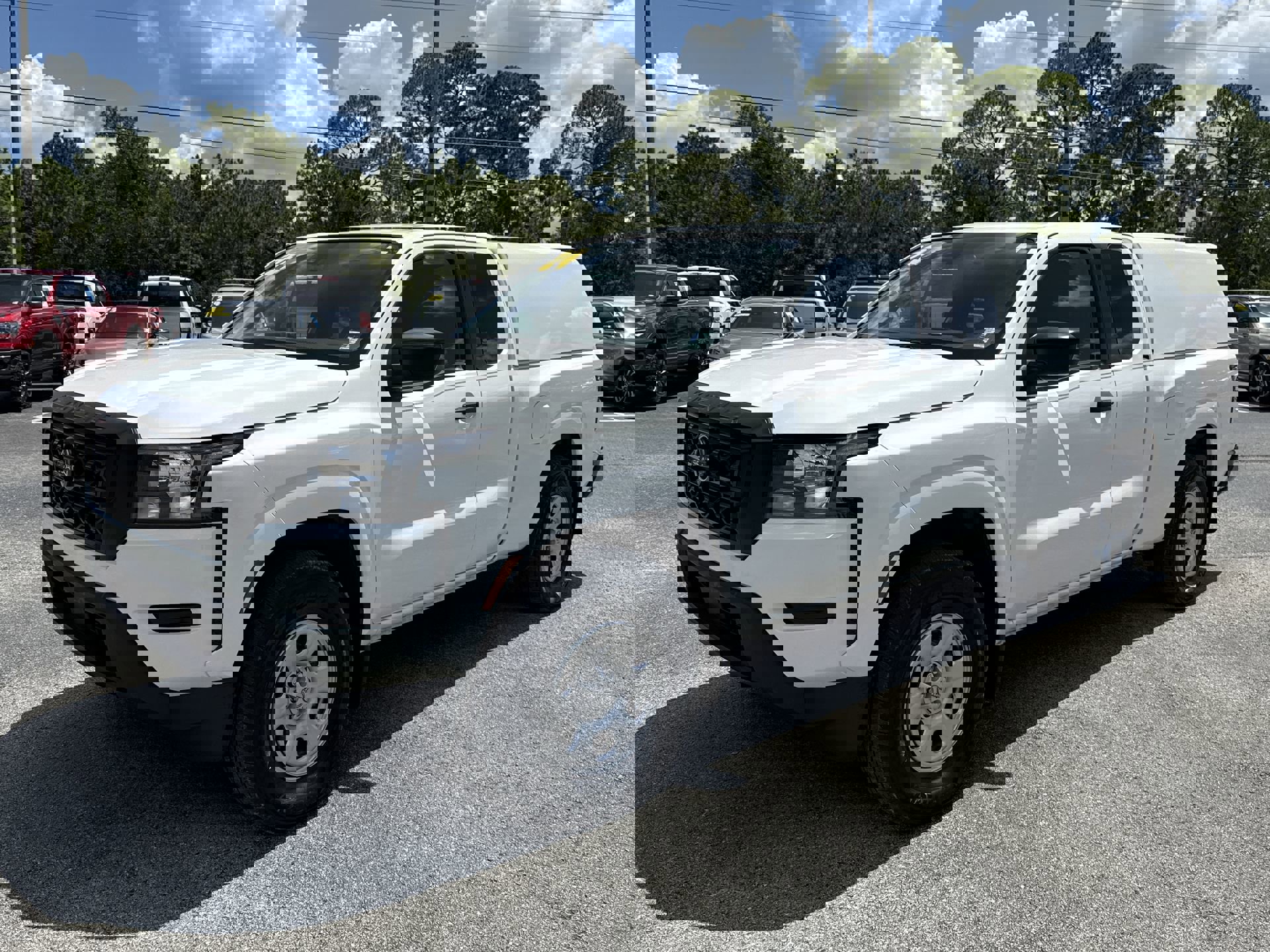 2024 Nissan Frontier S King Cab photo 2