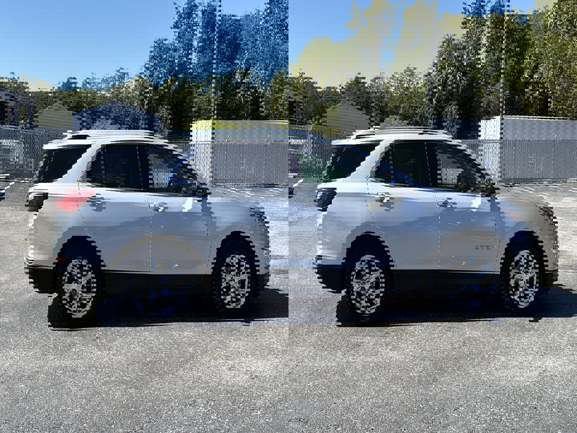 2018 Chevrolet Equinox Premier photo 3