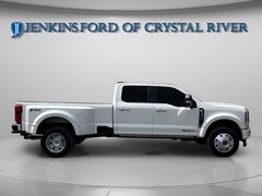 New 2023 Ford F-450 Platinum Truck Crew Cab for Sale in Crystal River, FL