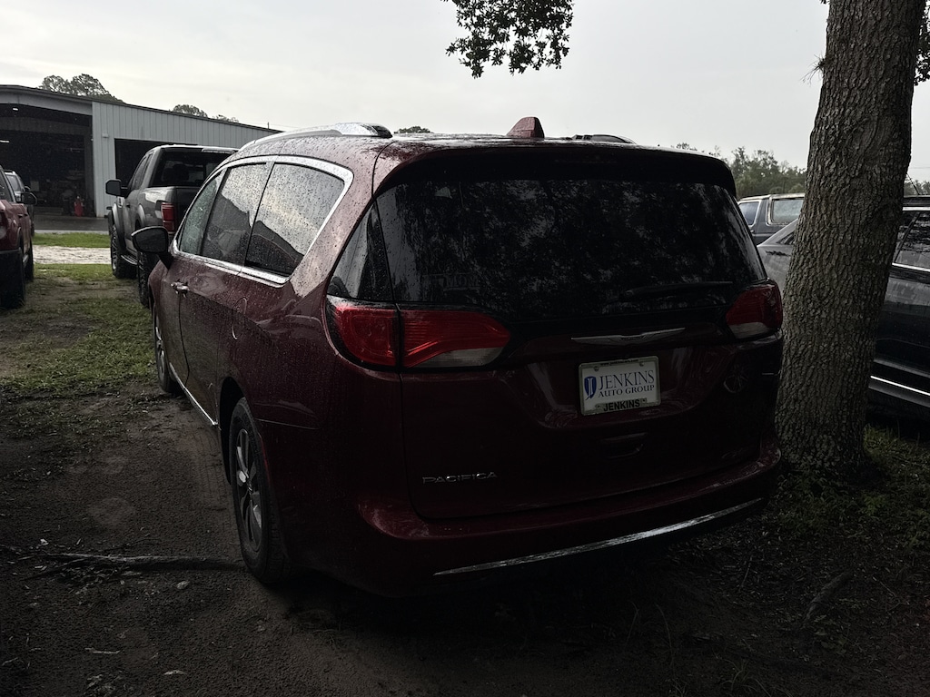 Used 2019 Chrysler Pacifica Touring L Plus Van Passenger Van