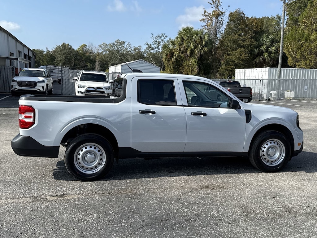 New 2025 Ford Maverick XL TRUCK
