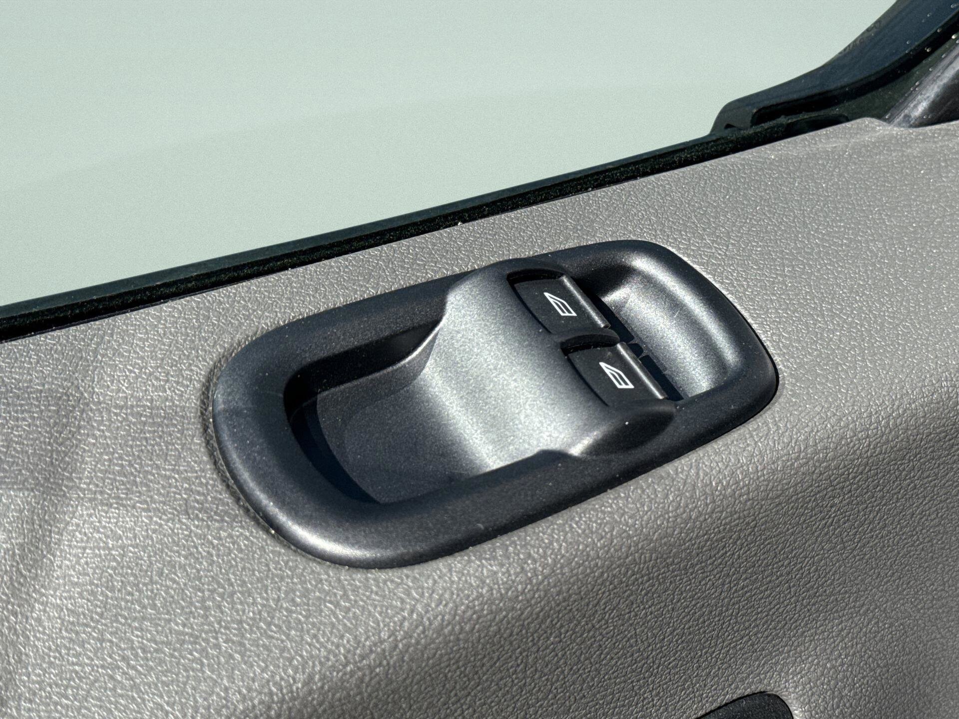 2026 Ford Transit Van Base - Photo 14