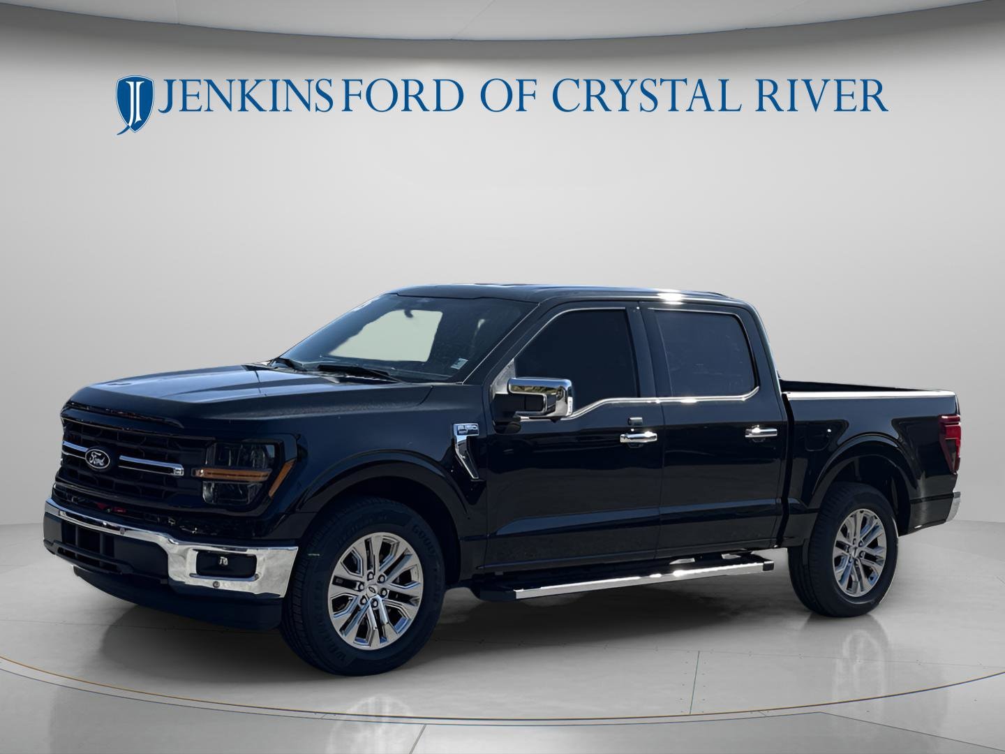 2025 Ford F-150 XLT - Photo 10