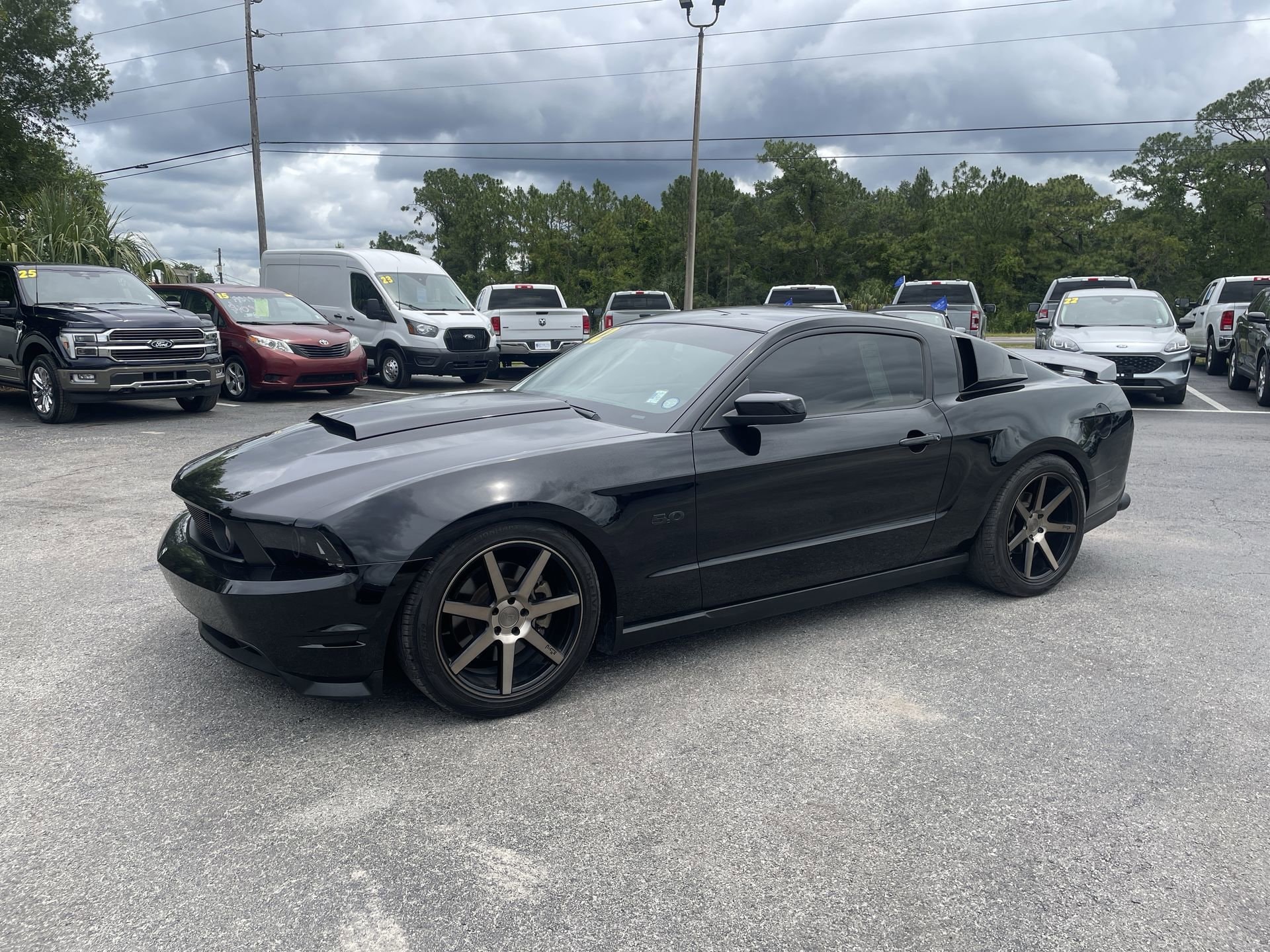 Used 2012 Ford Mustang GT Premium with VIN 1ZVBP8CF1C5278381 for sale in Crystal River, FL