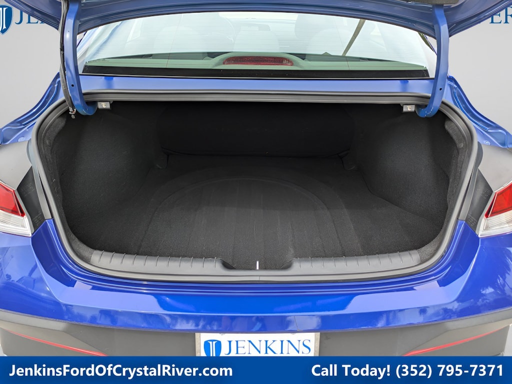 Used 2024 Hyundai Elantra SEL Sedan