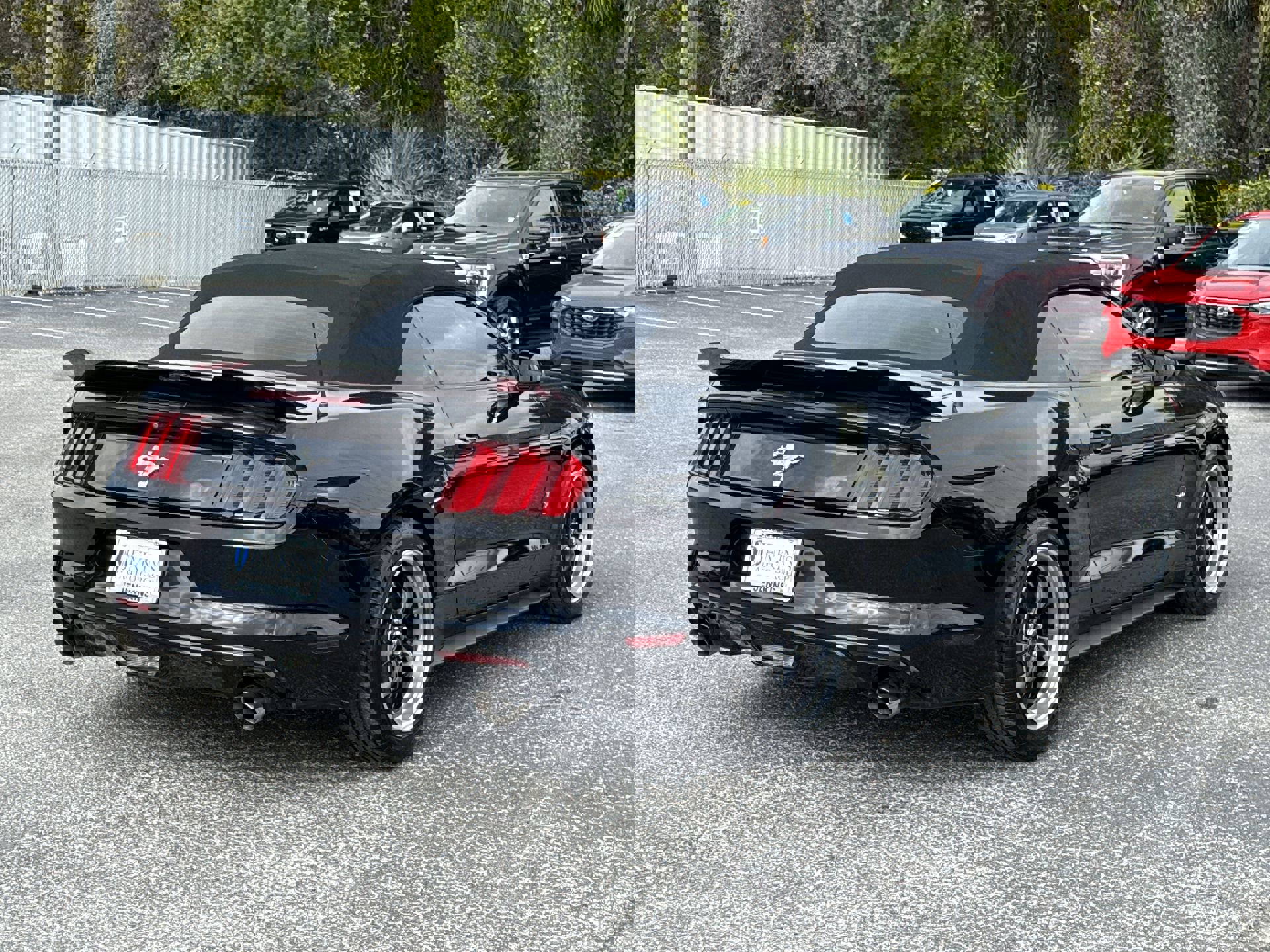 2017 Ford Mustang V6 Convertible photo 2