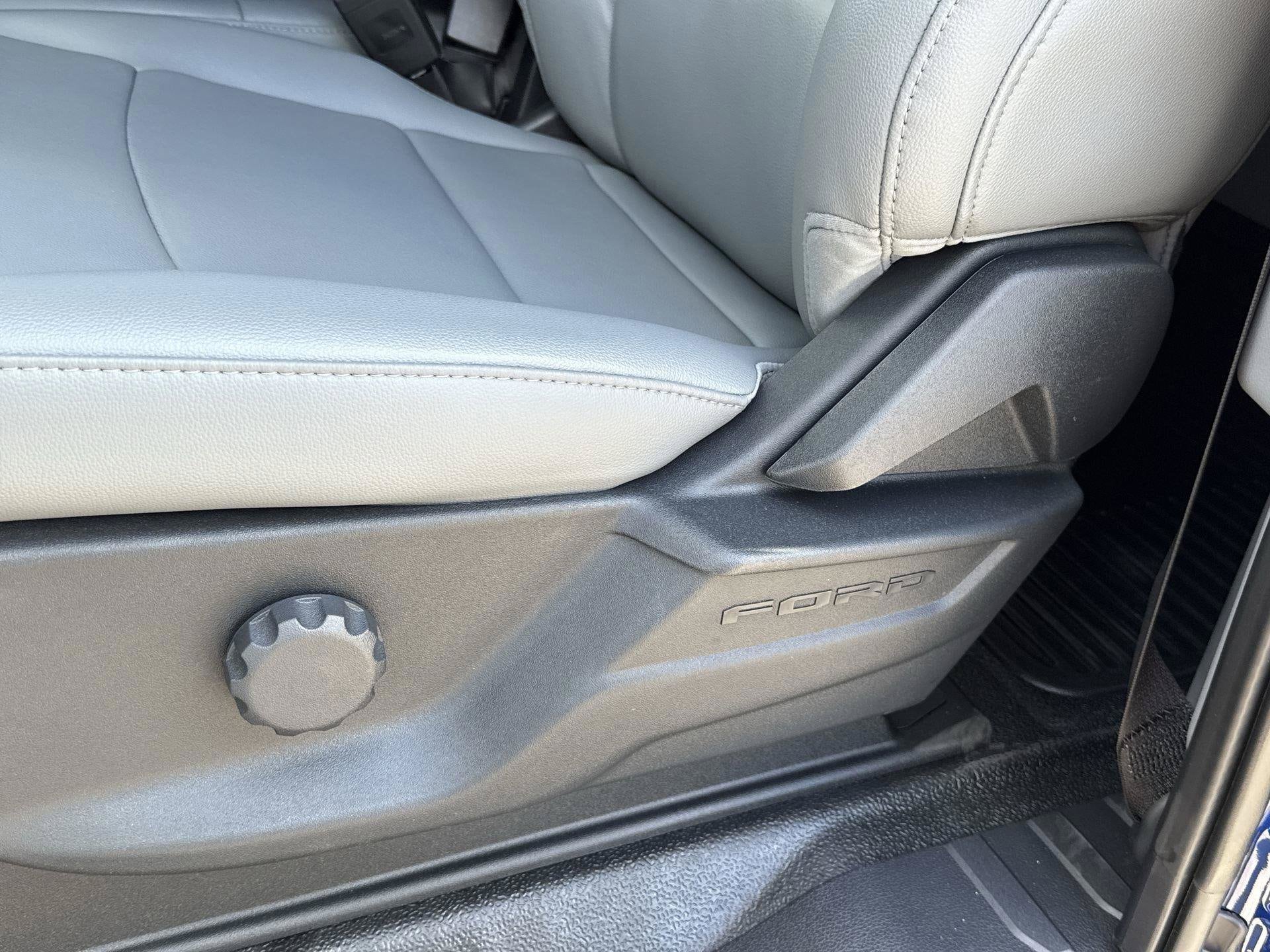 2026 Ford F-350 Super Duty XL - Photo 13