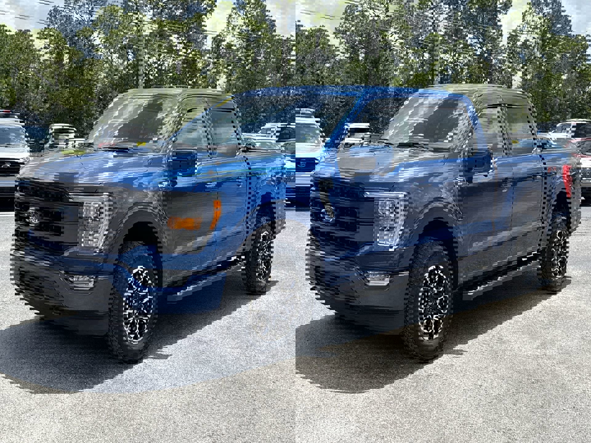 2023 Ford F-150 Lariat photo 2