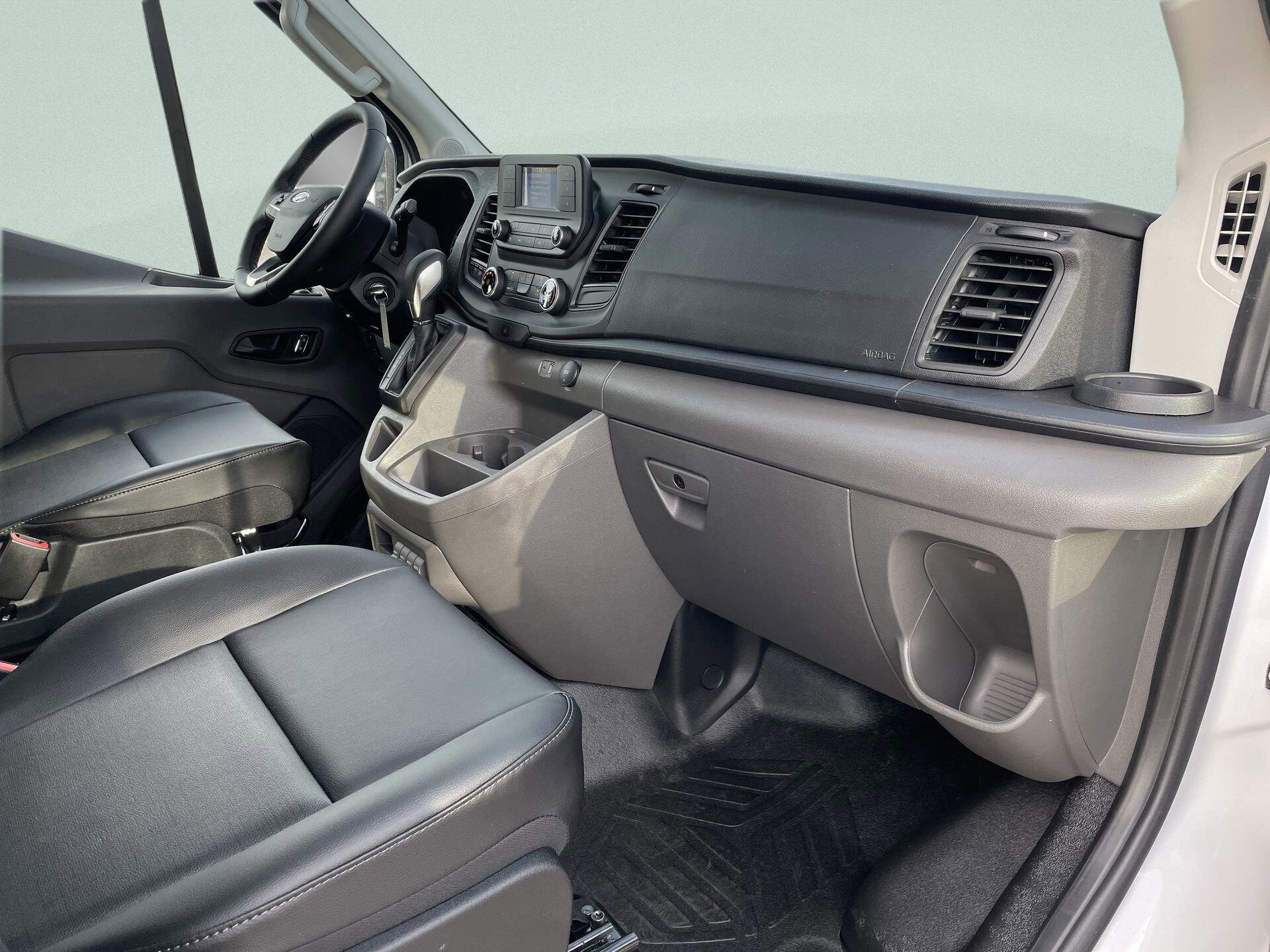 2025 Ford Transit Van Base - Photo 11