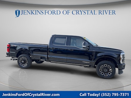 2026 Ford Super Duty F-250&reg; Platinum&reg; TRUCK