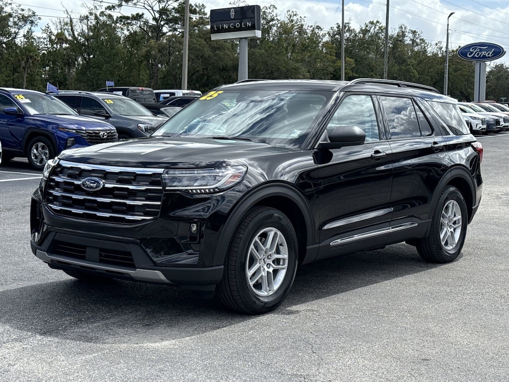 New 2025 Ford Explorer Active SUV