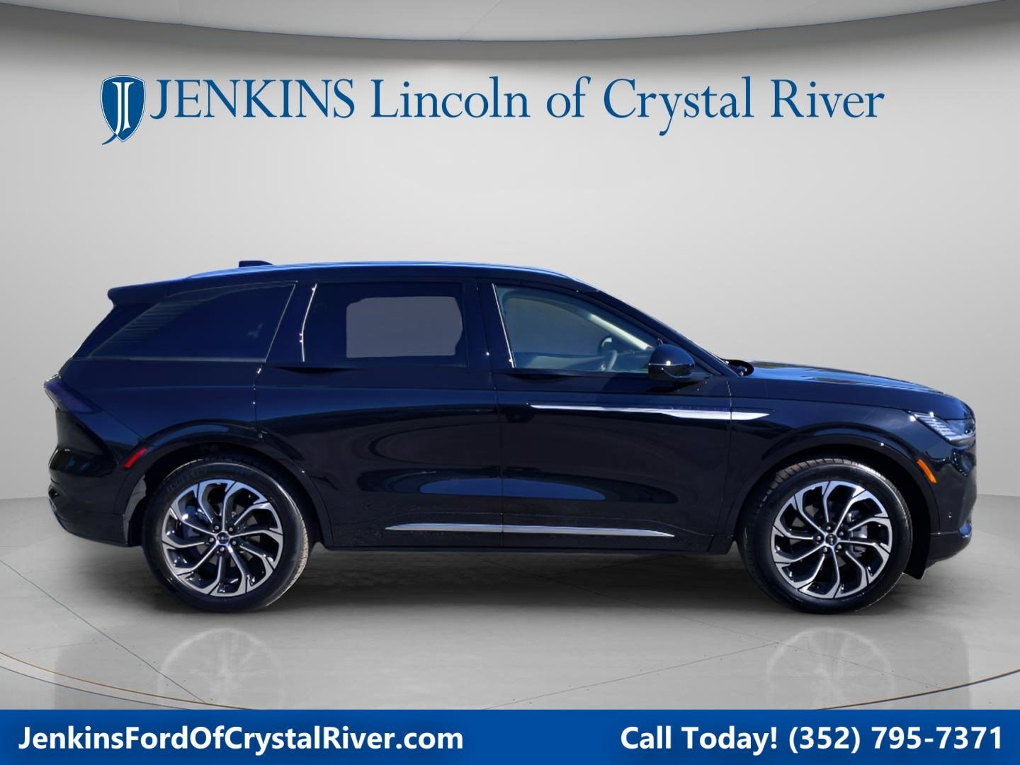 2024 Lincoln Nautilus Reserve AWD's photo