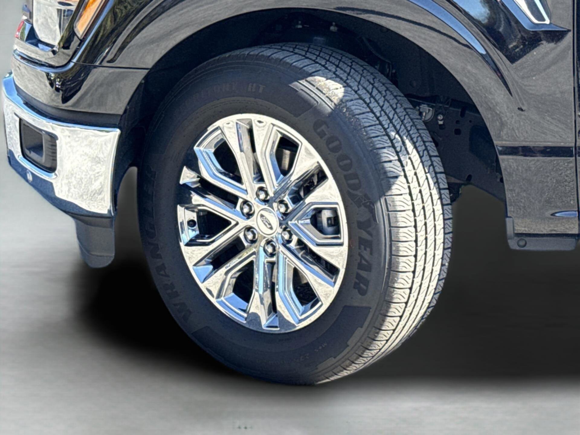 2025 Ford F-150 XLT - Photo 48