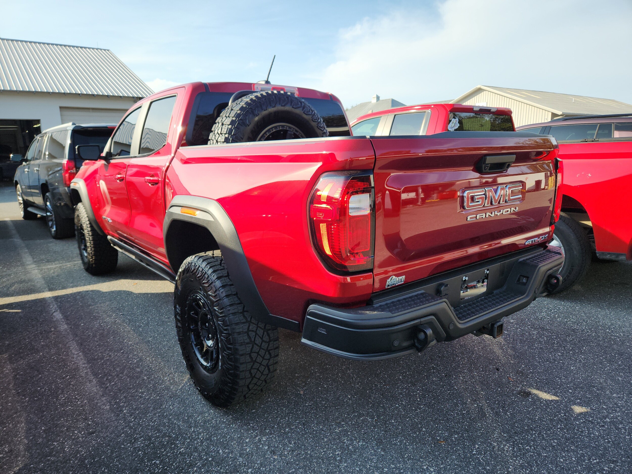 2024 Gmc Canyon AT4X photo 2