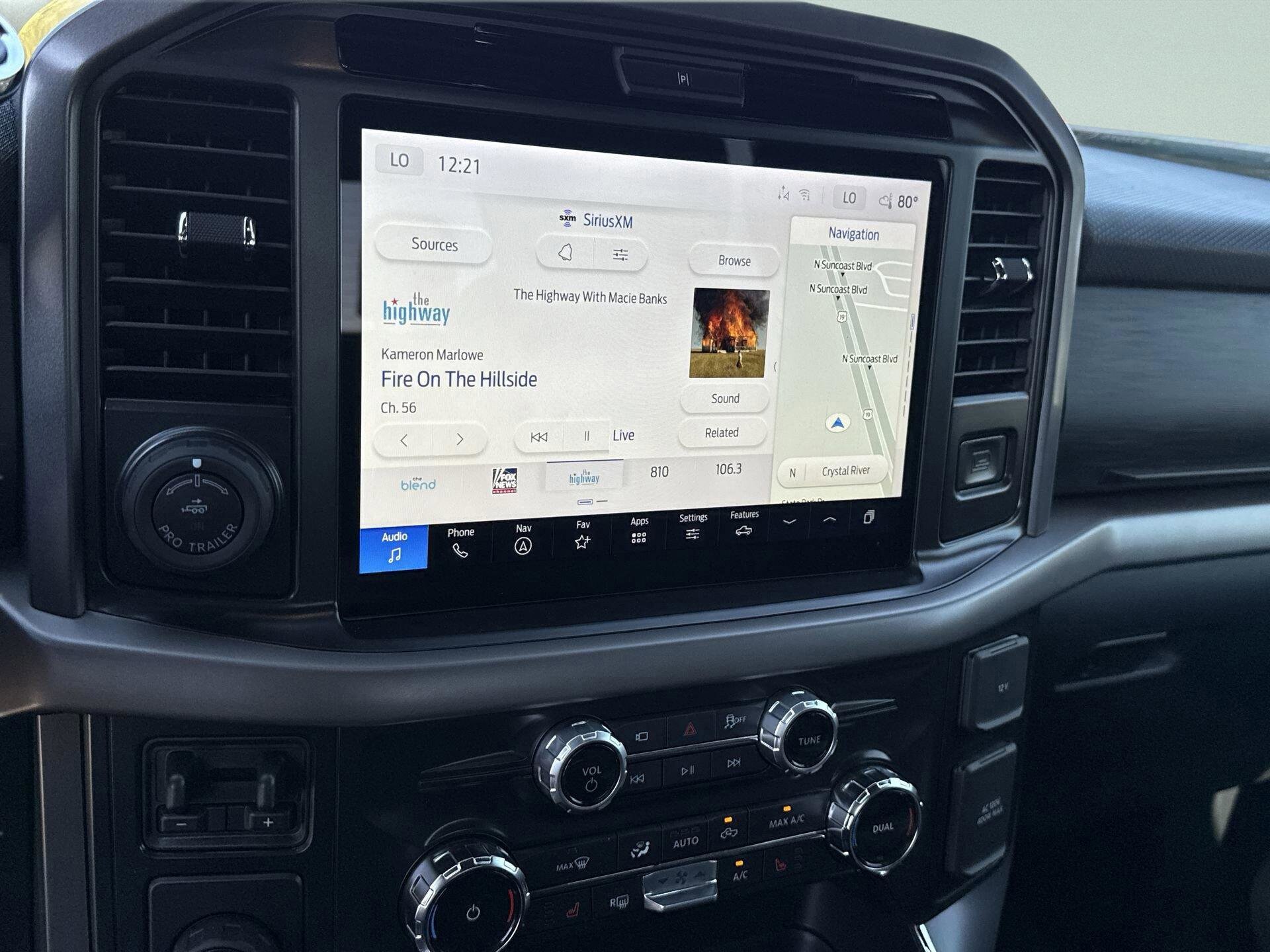 2025 Ford F-150 XLT - Photo 30