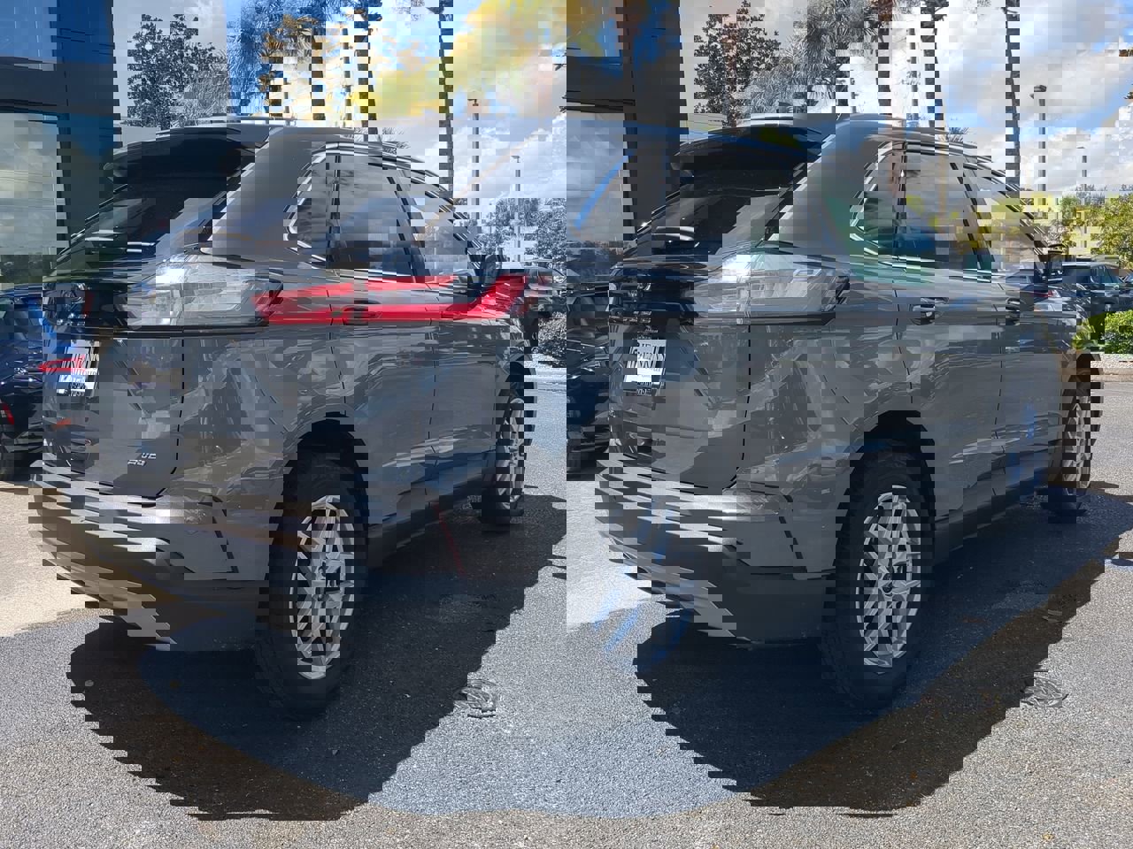 2023 Ford Edge SEL photo 3