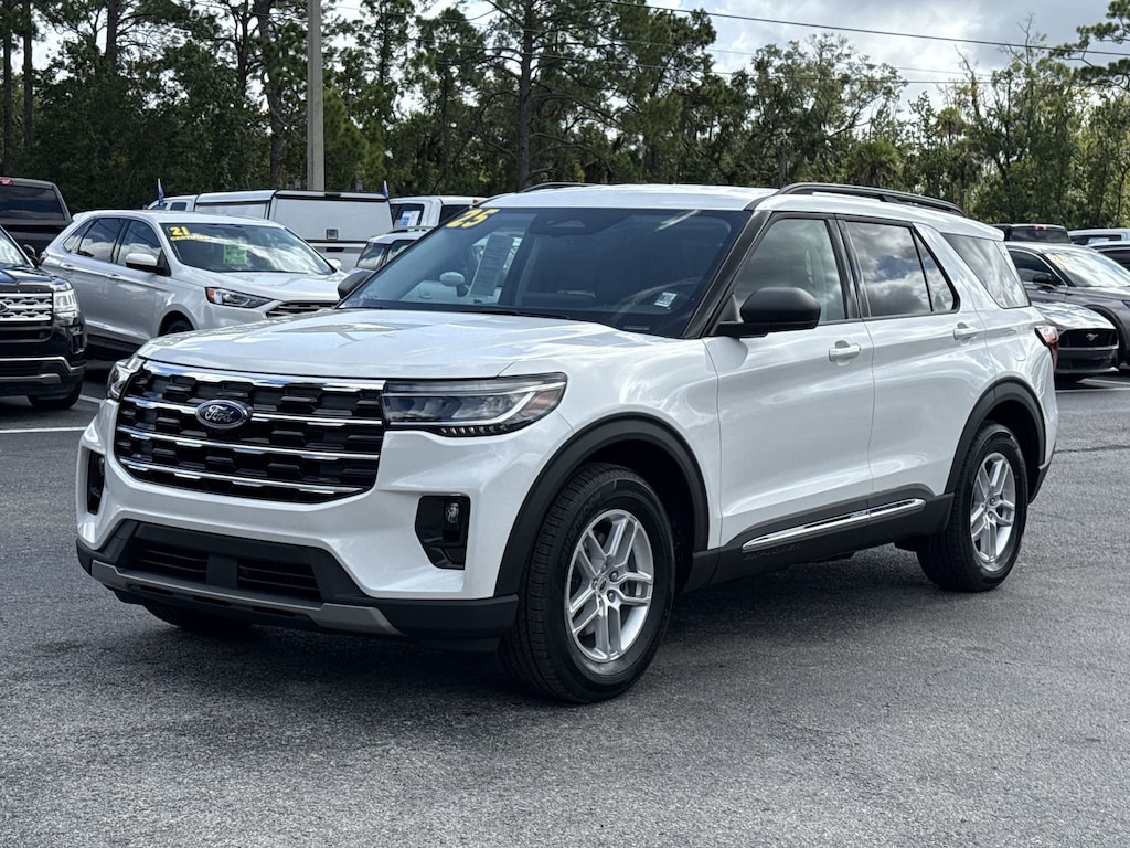 New 2025 Ford Explorer Active SUV