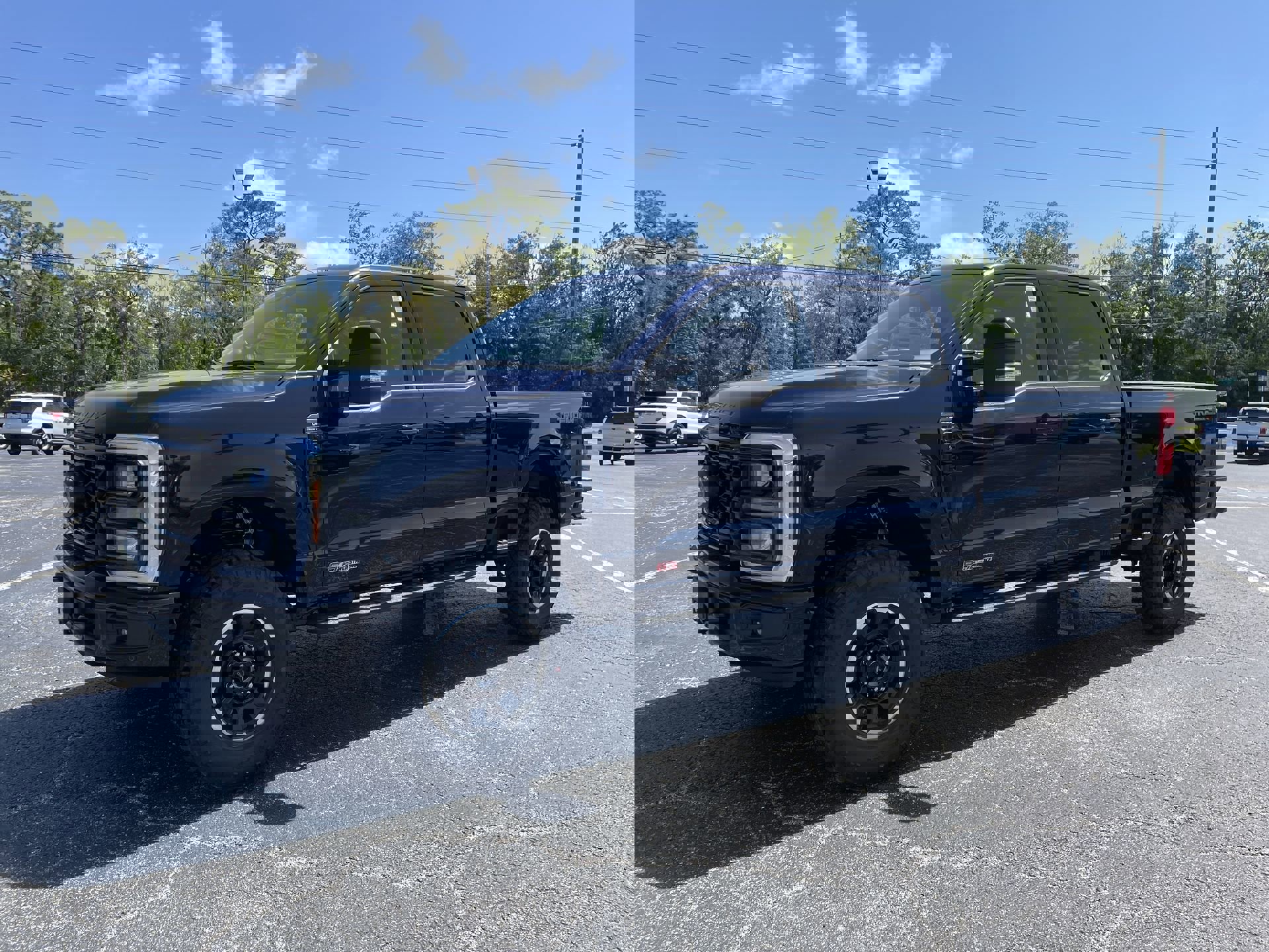 2025 Ford F-250 Lariat photo 2