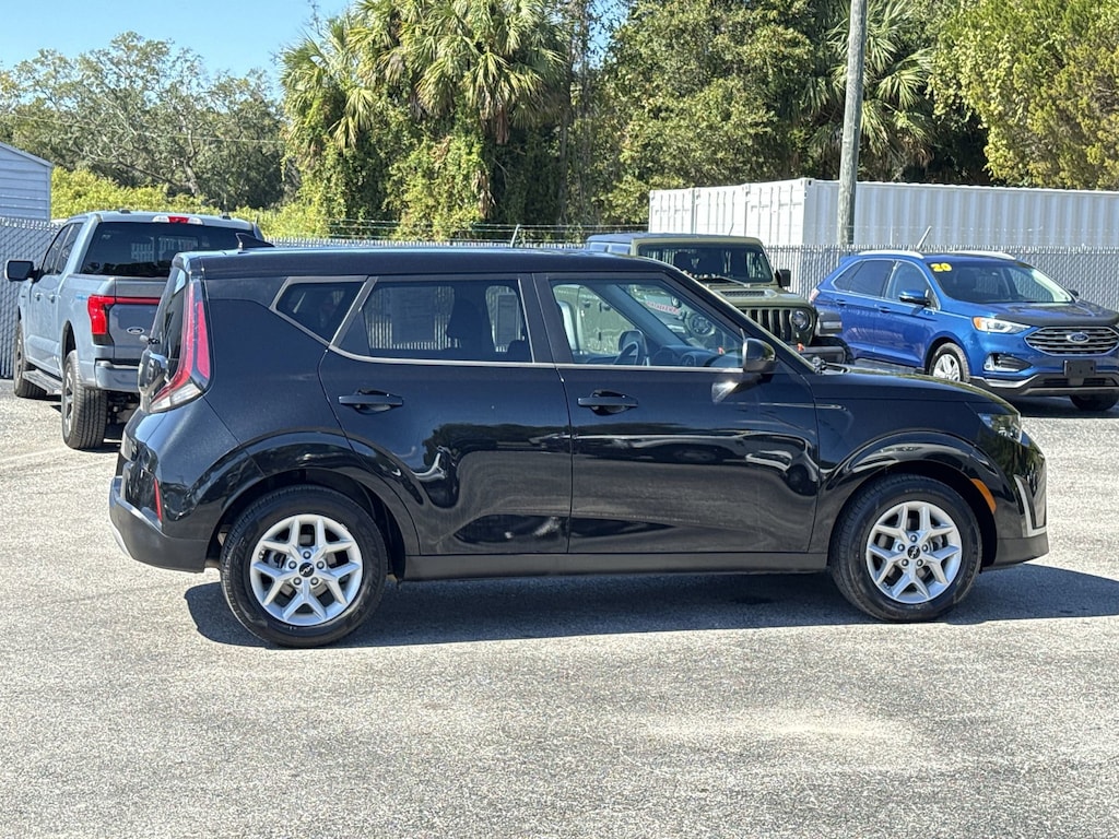 Certified 2024 Kia Soul LX Hatchback