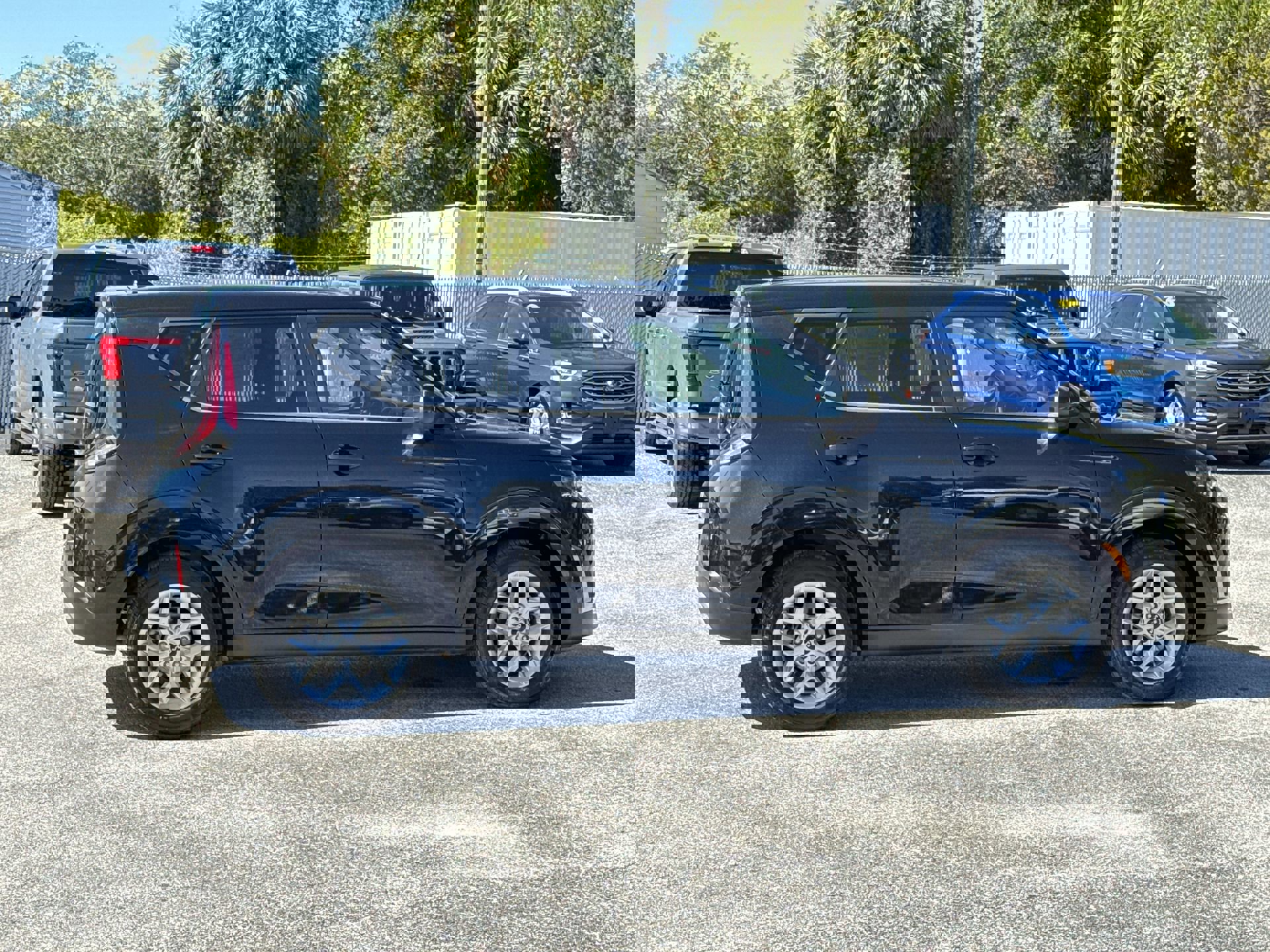 2024 Kia Soul LX photo 3