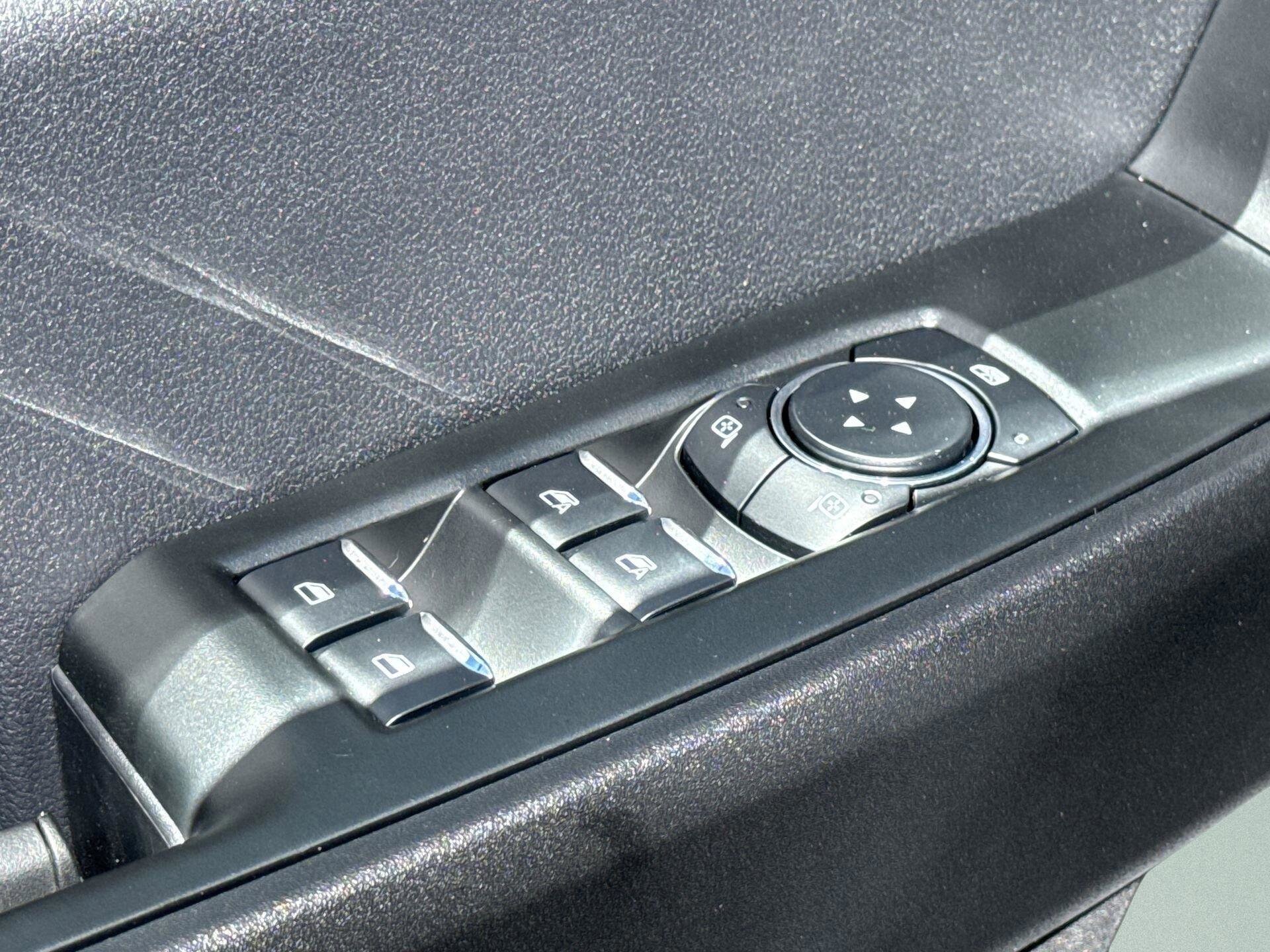 2026 Ford F-350 Super Duty XL - Photo 10