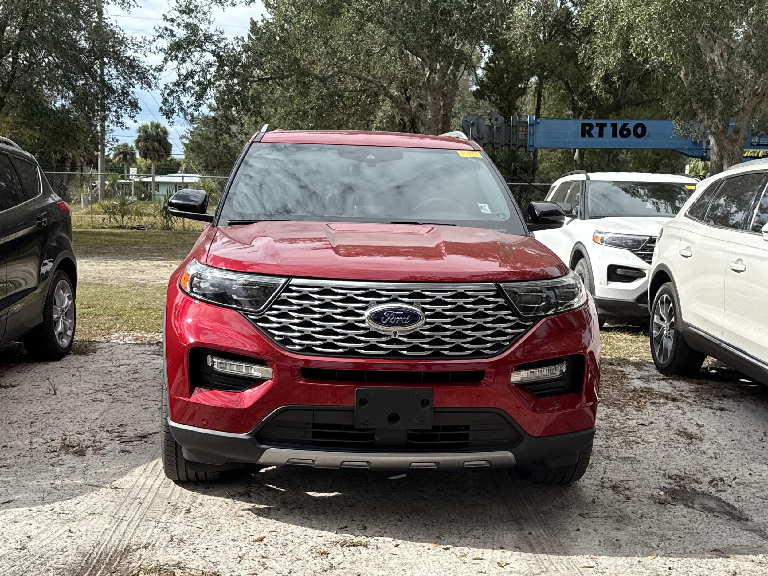 2020 Ford Explorer Platinum photo 3