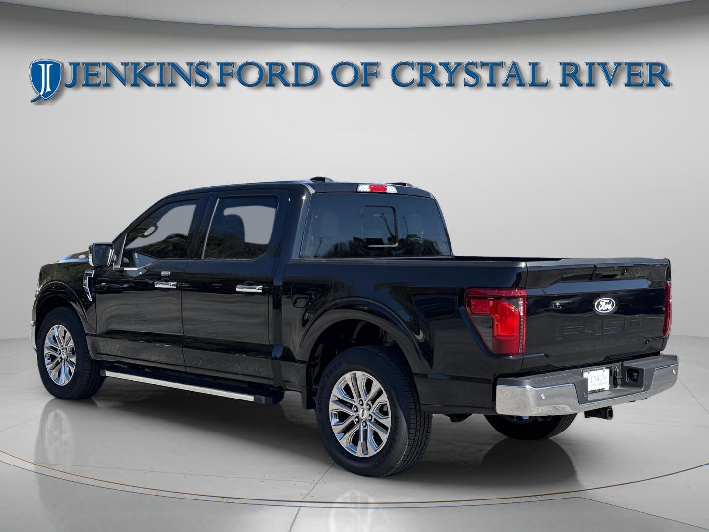 2025 Ford F-150 XLT - Photo 7