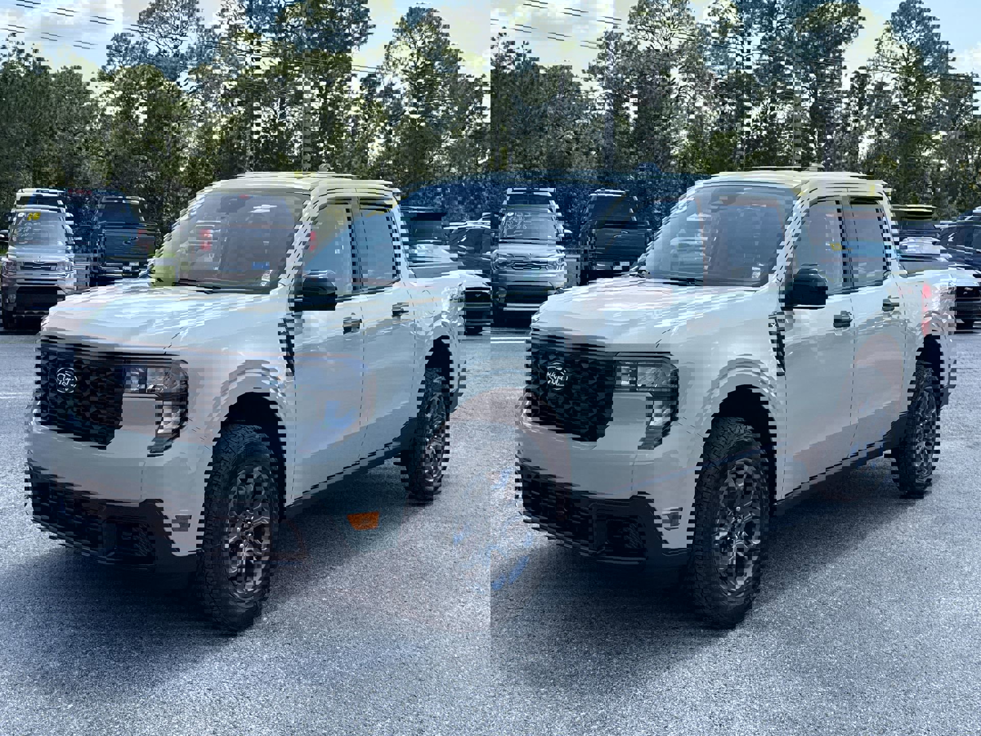 2025 Ford Maverick XLT photo 2