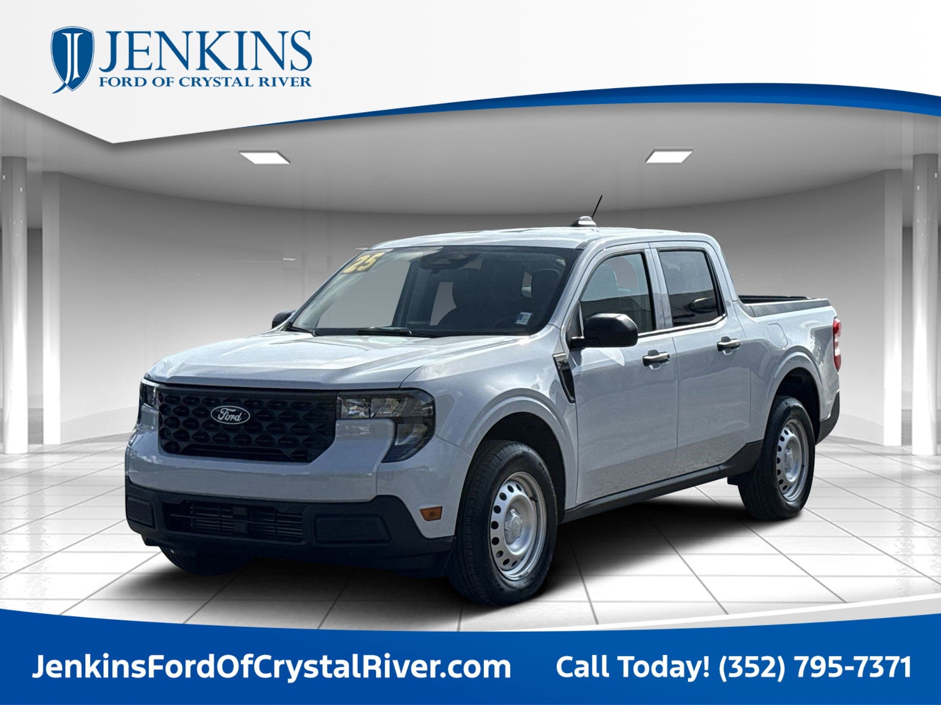 2025 Ford Maverick XL's photo