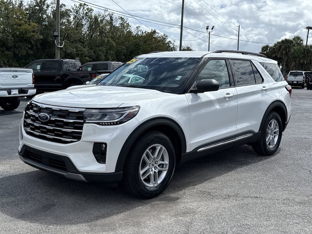 New 2025 Ford Explorer Active SUV