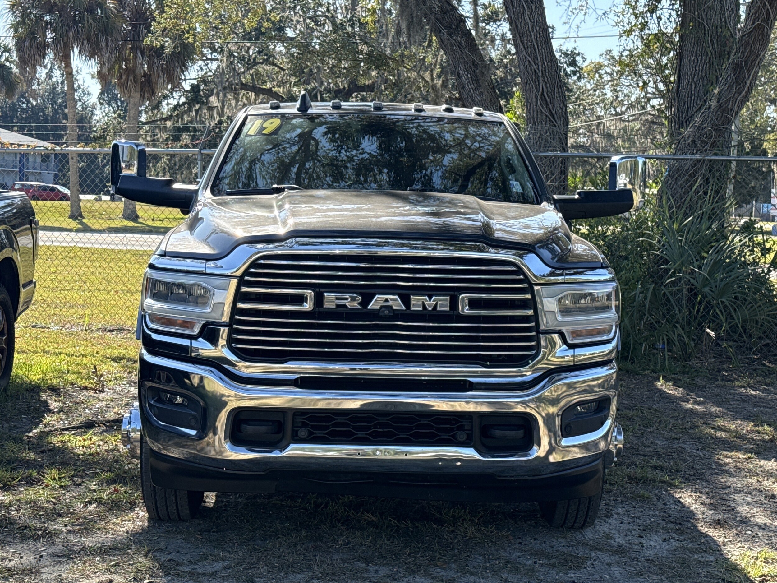 2019 Ram 3500 Laramie photo 2