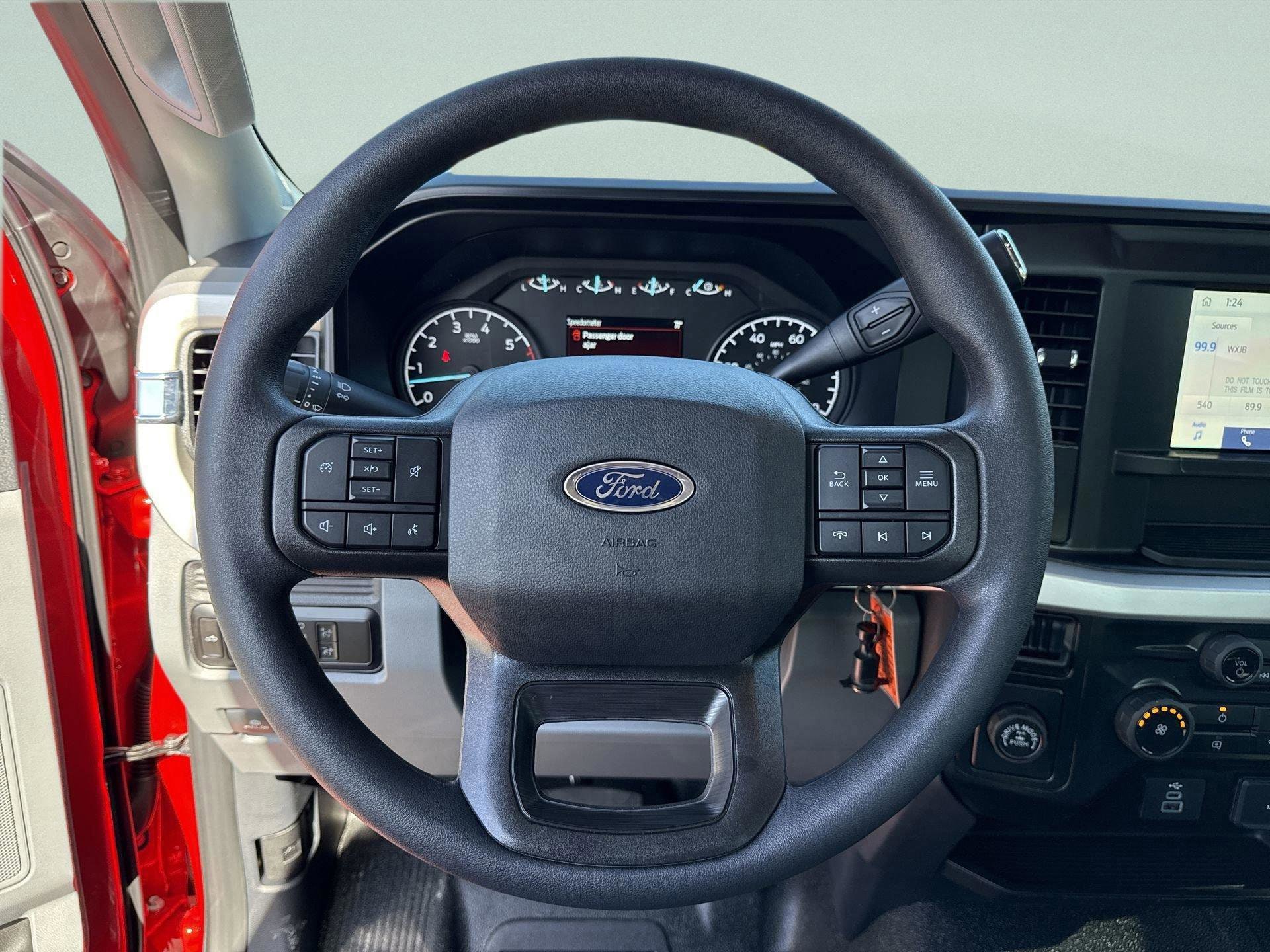 2026 Ford F-350 Super Duty XL - Photo 33