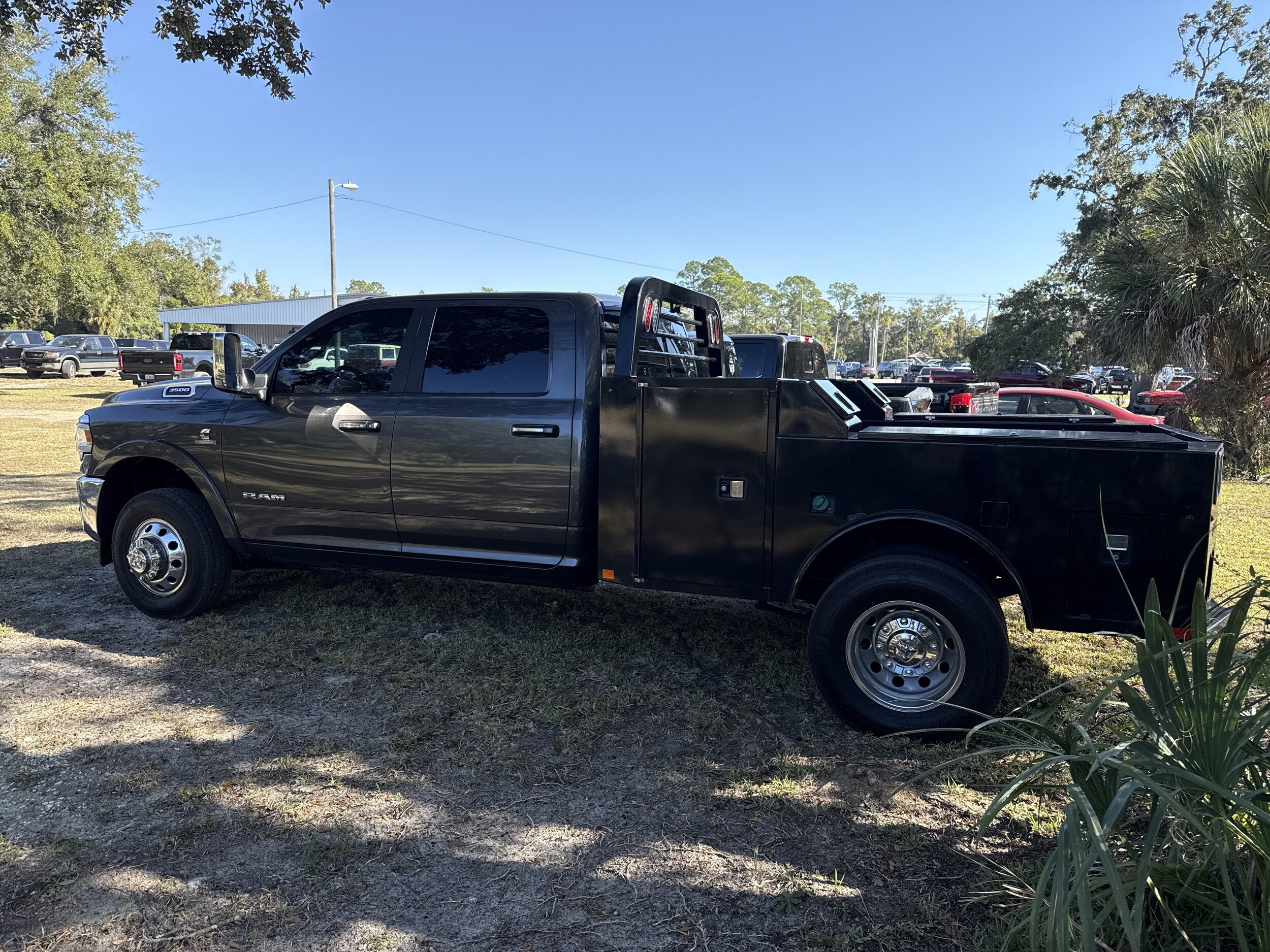 2019 Ram 3500 Laramie photo 3