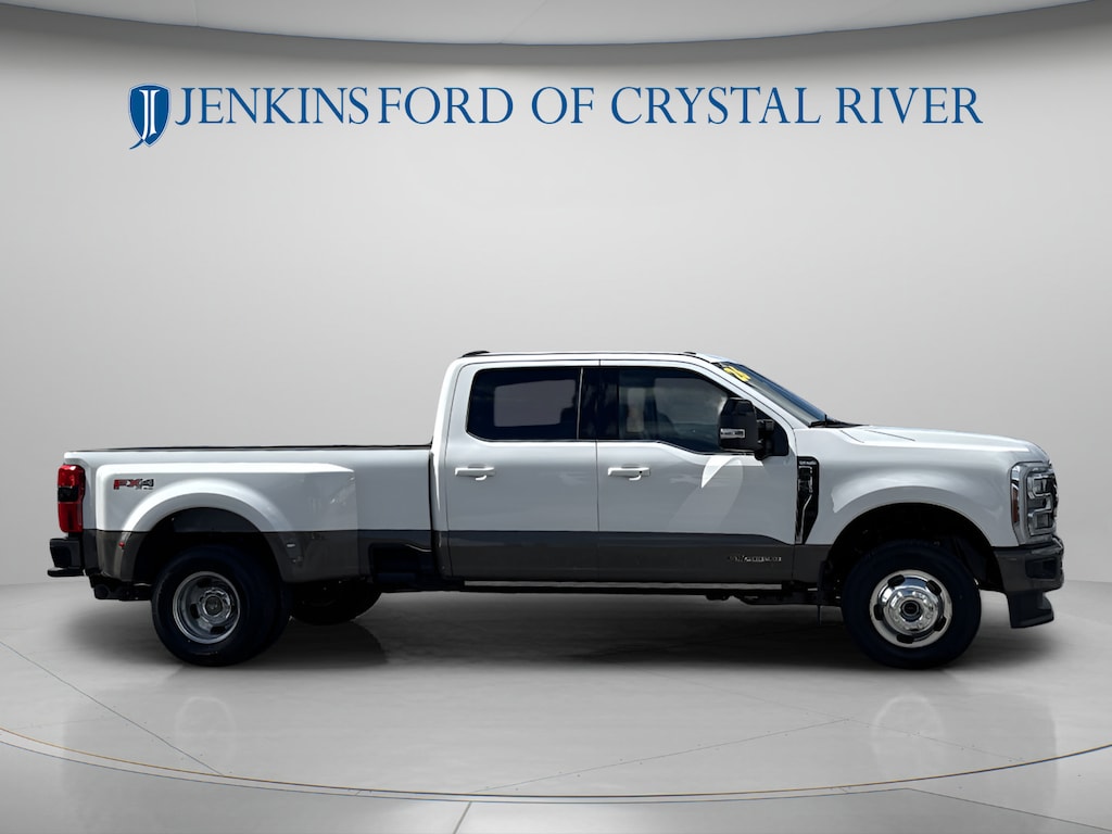 Used 2017 Ford F-250 King Ranch Truck Crew Cab