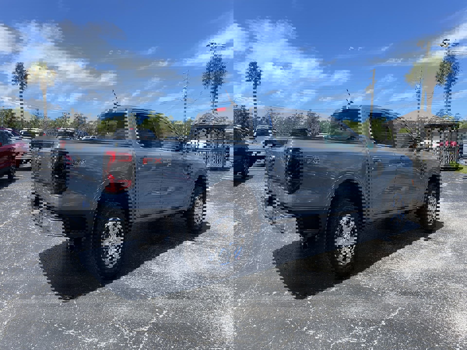 2025 Ford Ranger Lariat photo 4