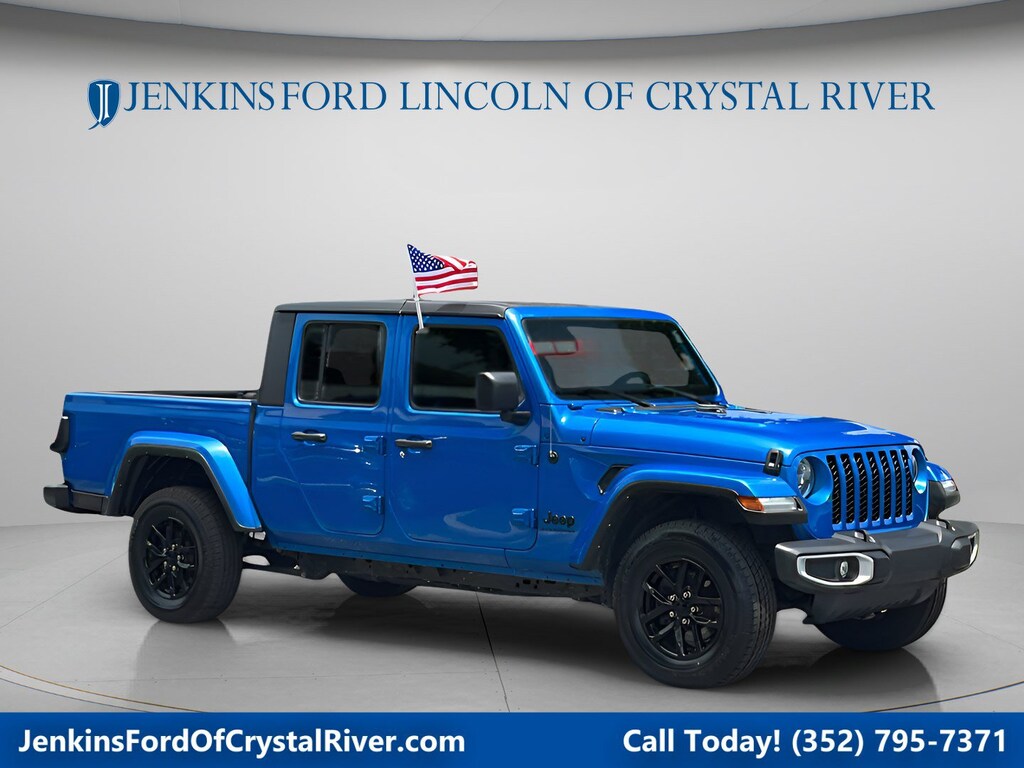 Used 2023 Jeep Gladiator Sport S Truck Crew Cab