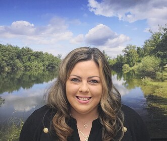 Staff member Marie Simmons from ID_1ed8b64b29ec