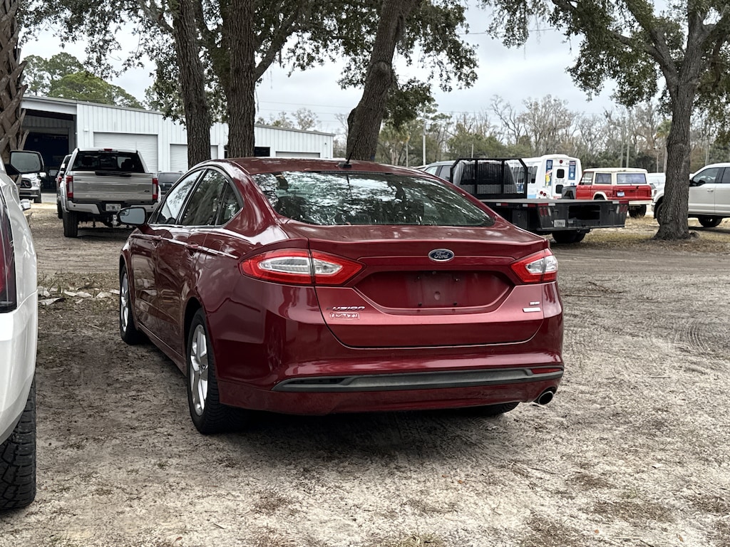 Used 2013 Ford Fusion SE Sedan